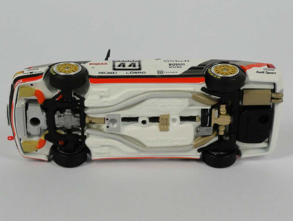Foto 1:43 Audi V8 DTM 1990 SMS Nr.44 H.J.Stuck - Werbemodell - Minichamps 5030900403