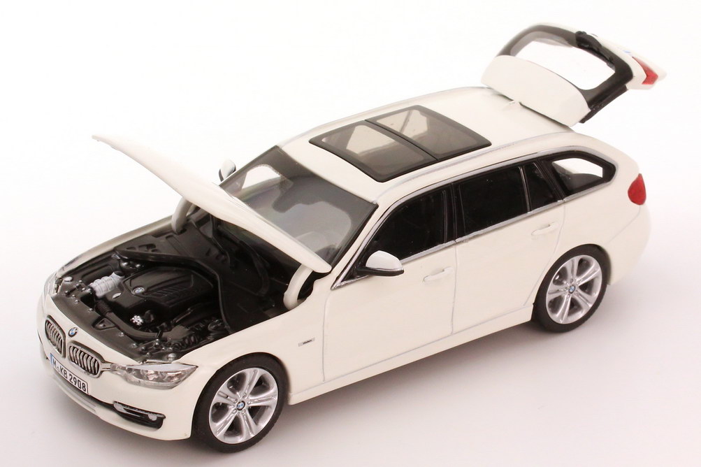 Foto 1:43 BMW 3er touring (F31) alpine-weiß-III Werbemodell BMW-Group 80422244249