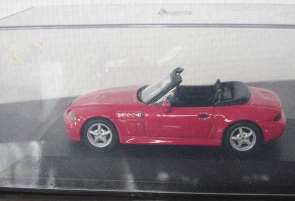 Foto 1:43 BMW Z3 rot (Verpackung eingerissen) Minichamps 430024330