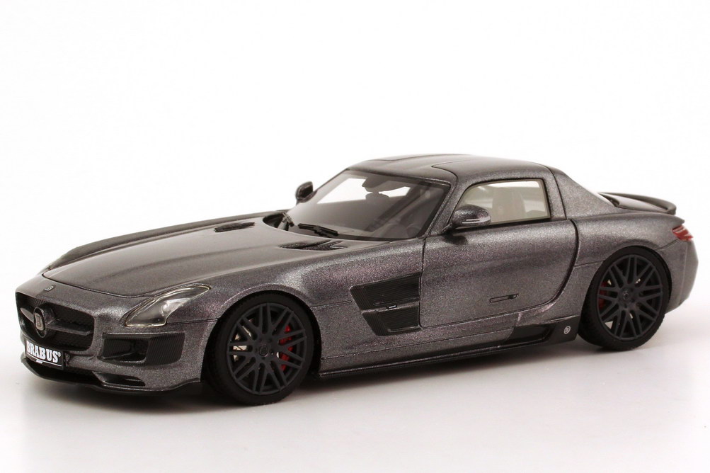 Foto 1:43 Brabus 700 Biturbo Basis Mercedes-Benz SLS AMG C197 grau-met. - 1 of 300 pcs - Schuco ProR430883090819743