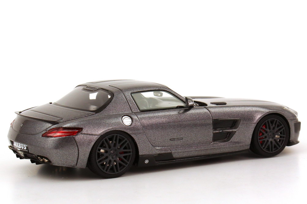 Foto 1:43 Brabus 700 Biturbo Basis Mercedes-Benz SLS AMG C197 grau-met. - 1 of 300 pcs - Schuco ProR430883090819743