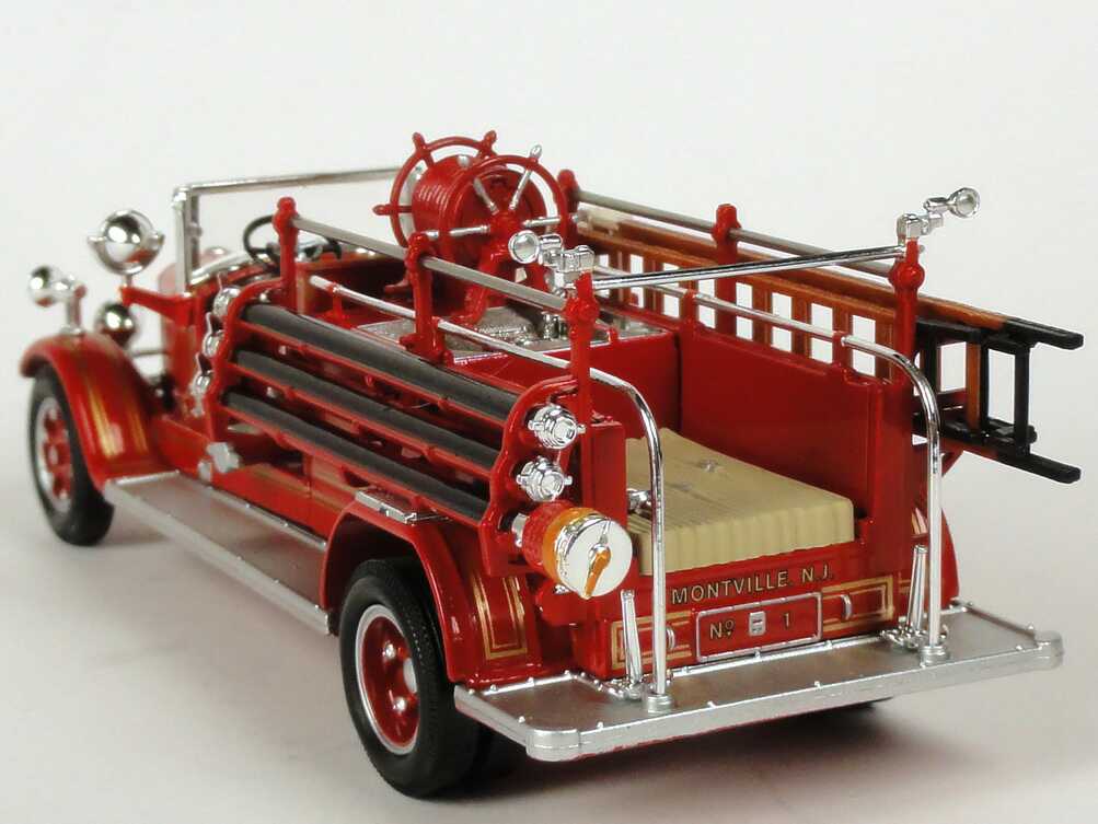 Foto 1:43 Buffalo Type 50 (1932) Fire Engine Excelsior Fire Co., Montville Yat Ming 43005