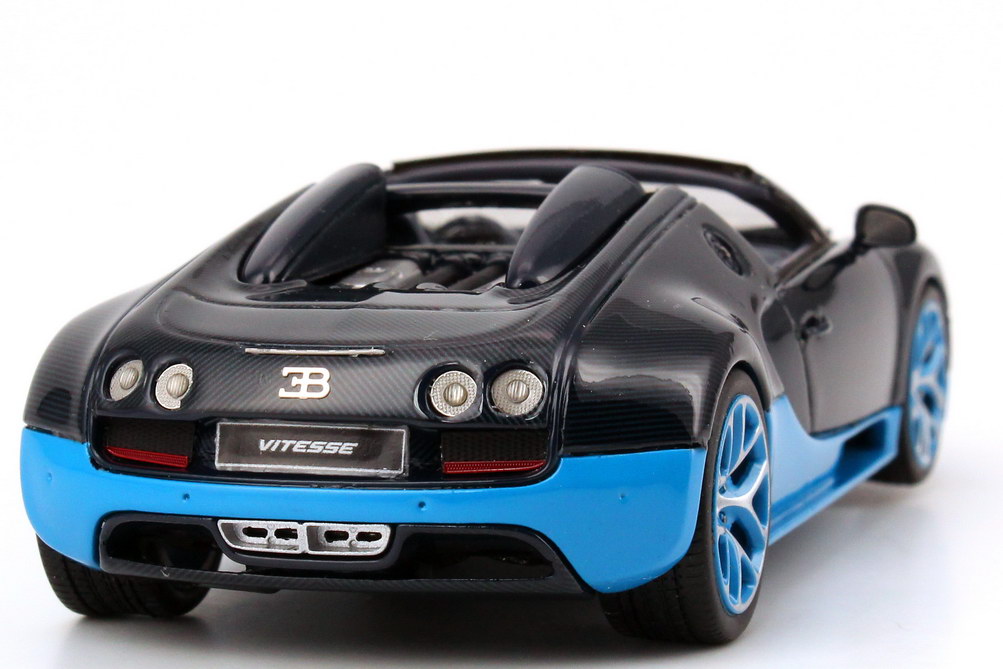 Foto 1:43 Bugatti Veyron 16.4 Grand Sport Vitesse carbon-blau/hellblau Looksmart LS396B
