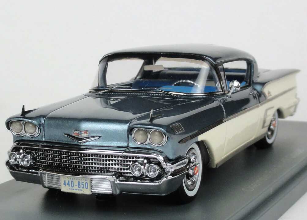 Foto 1:43 Chevrolet Bel Air Impala ´58 blau-met./creme-weiß NEO Scale Models 44085