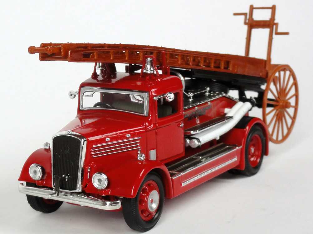 Foto 1:43 Dennis Light Four (1938) Oakham & Uppingham Fire Brigade Yat Ming 43011