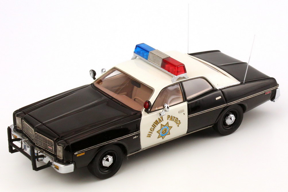 Foto 1:43 Dodge Monaco (1978) California Highway Patrol NEO Scale Models 43511