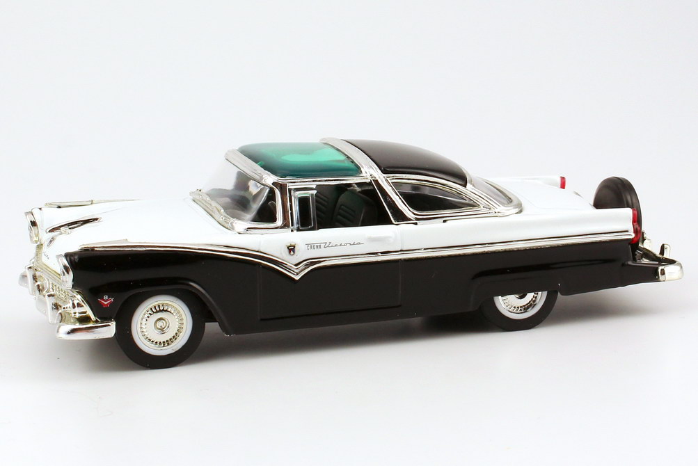 Foto 1:43 Ford Fairlane Crown Victoria Skyliner 1955 schwarz/weiß Yat Ming 94243-B