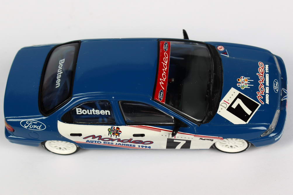 Foto 1:43 Ford Mondeo Stufenheck ADAC TW-Cup 1994 Eggenberger Motorsport Nr.7, Boutsen Minichamps 430948007