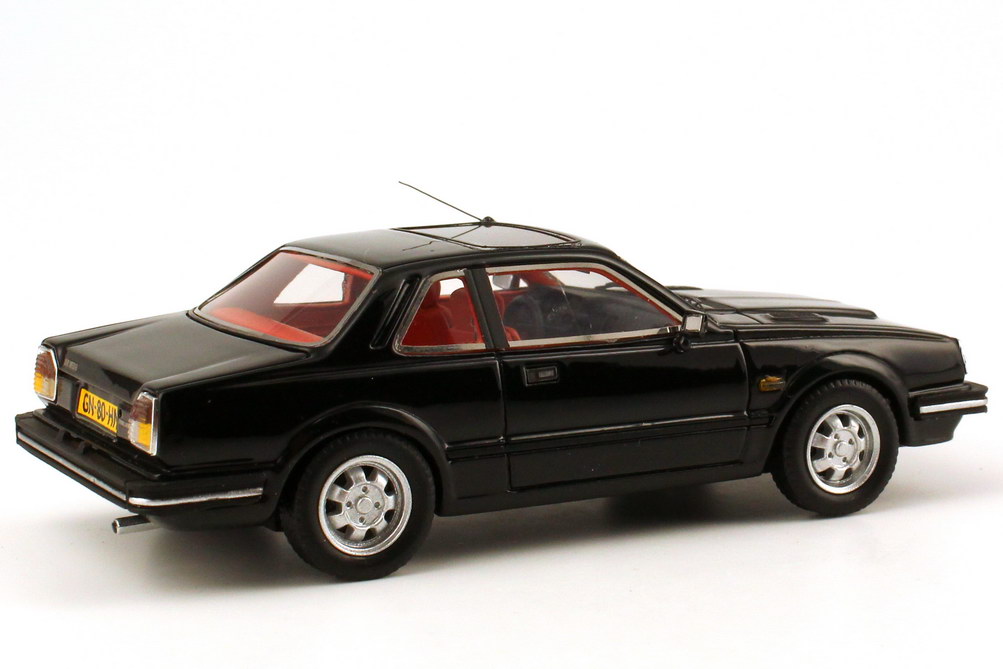 Foto 1:43 Honda Prelude MK I (1981) schwarz NEO Scale Models 43482