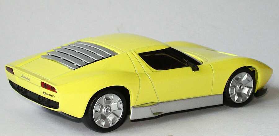 Foto 1:43 Lamborghini Miura Concept 2006 blaßgelb Mondo Motors 53/079