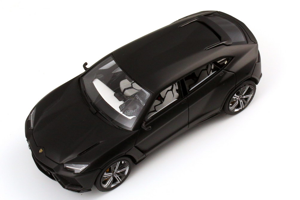 Foto 1:43 Lamborghini Urus black-nemesis matt-schwarz - 1 of 99 Looksmart LS399B