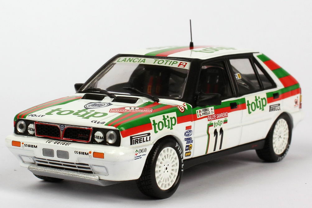 Foto 1:43 Lancia Delta HF 4WD Rally San Remo 1987 Totip Nr.11, Fiorio / Pirollo Ixo SCR003