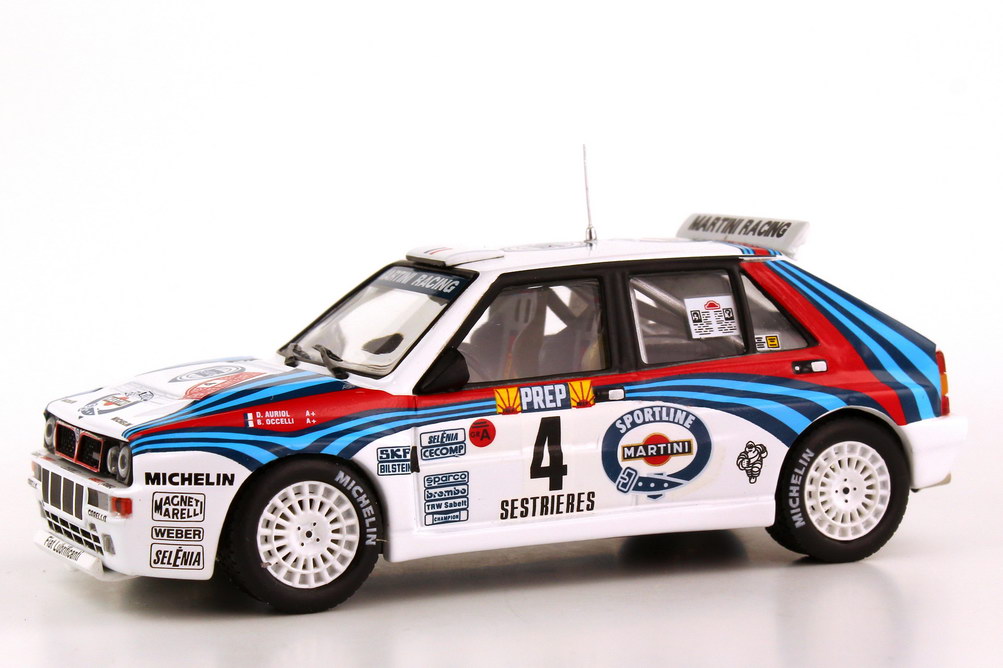 Foto 1:43 Lancia Delta HF Integrale Rally Monte Carlo 1992 Martini Nr.4 Auriol Occelli Siegerfahrzeug - Ixo SCR001