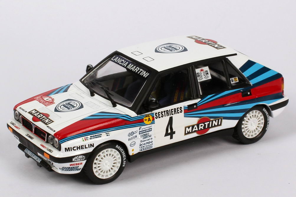 Foto 1:43 Lancia Delta Integrale Rally Monte Carlo 1989 Martini Nr.4, Biasion / Siviero (Siegerfahrzeug) Ixo SCR002