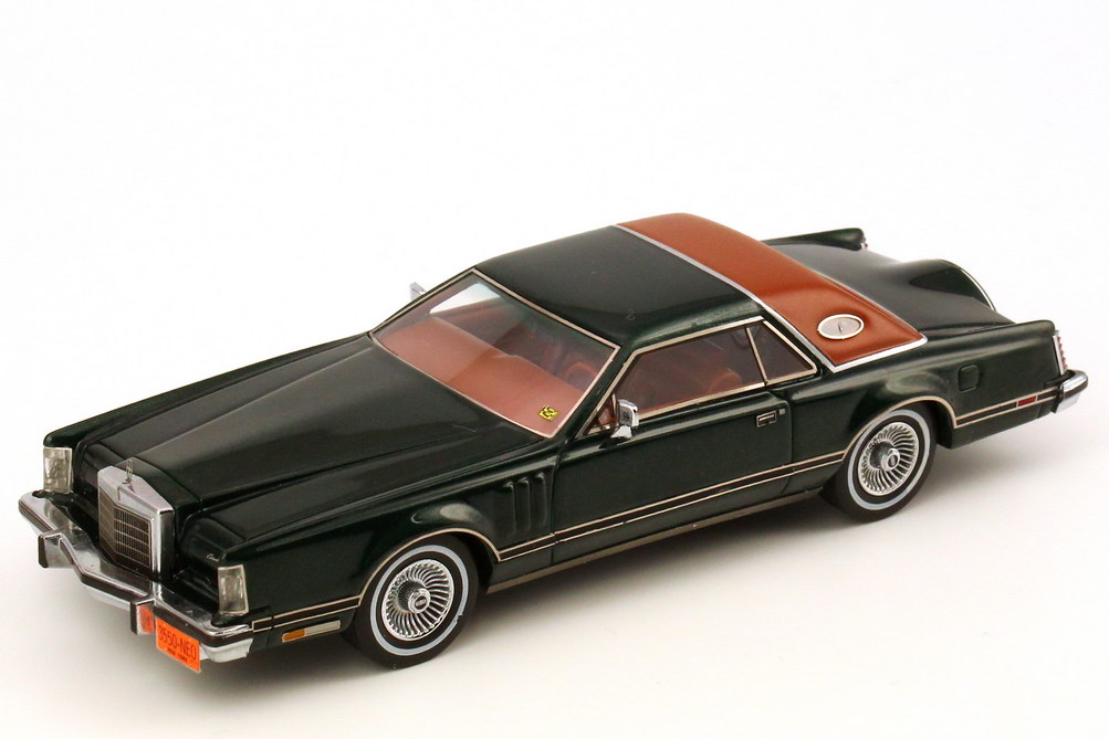 Foto 1:43 Lincoln Continental Mark V dunkel-grün-met./braun NEO Scale Models 43550