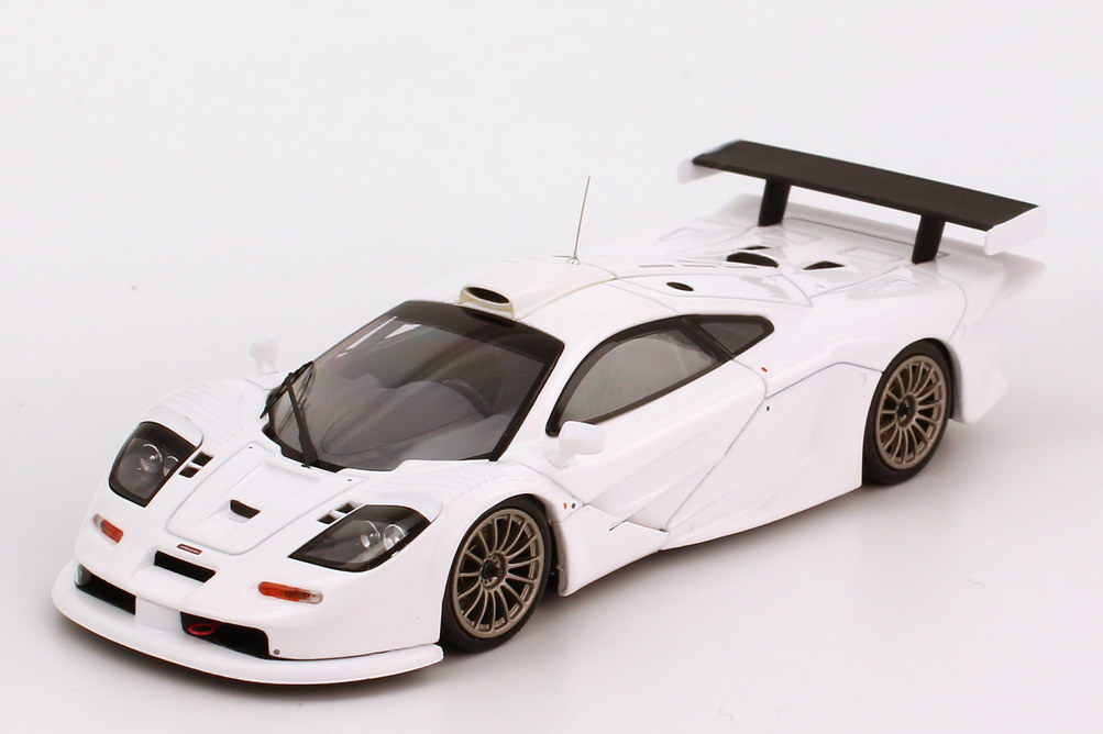 Foto 1:43 McLaren F1 GTR Plain-Color-Model weiß hpi-racing 8194