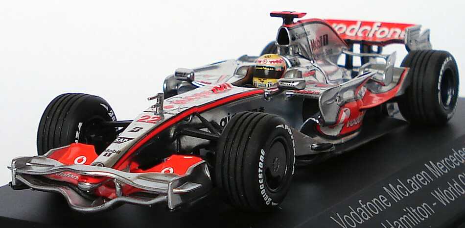 Foto 1:43 McLaren Mercedes MP 4-23 Formel 1 2008 Vodafone Nr.22, Lewis Hamilton (World Champion)Werbemodell Minichamps B66962421