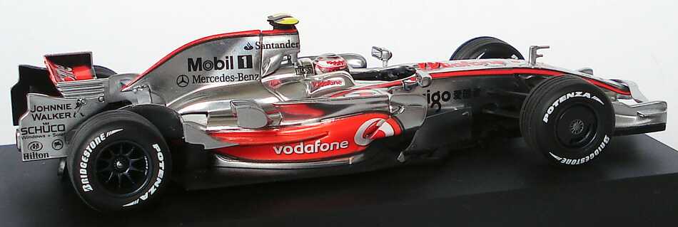 Foto 1:43 McLaren Mercedes MP 4-23 Formel 1 2008 Vodafone Nr.23, Heikki Kovalainen Werbemodell Minichamps B66962423