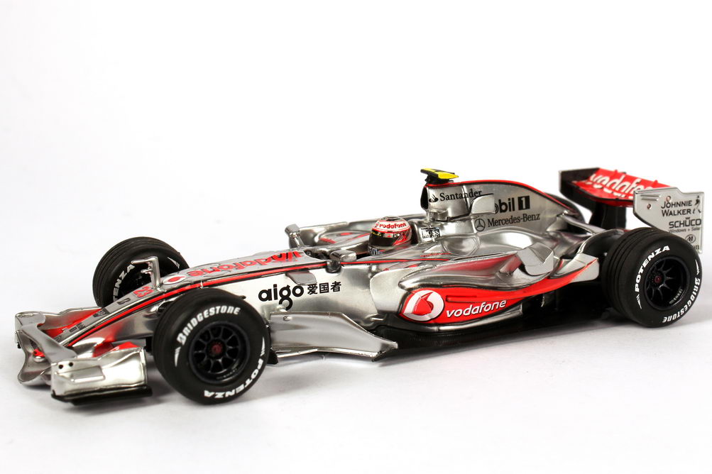 Foto 1:43 McLaren Mercedes MP 4-23 Showcar Formel 1 2008 Vodafone, Heikki Kovalainen Minichamps 530084393
