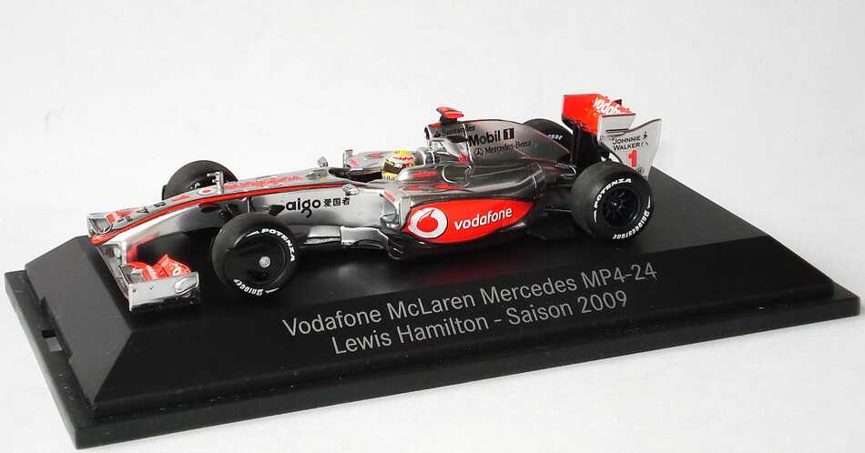 Foto 1:43 McLaren Mercedes MP 4-24 Formel 1 2009 Vodafone Nr.1, Lewis Hamilton Werbemodell Minichamps B66960038