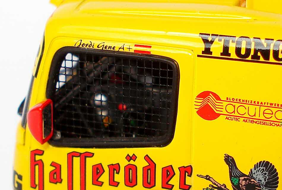 Foto 1:43 Mercedes-Benz Race Atego ETRC 1999 Hasseröder, Ytong Nr.11, Jordi Gene Werbemodell Minichamps B66000289