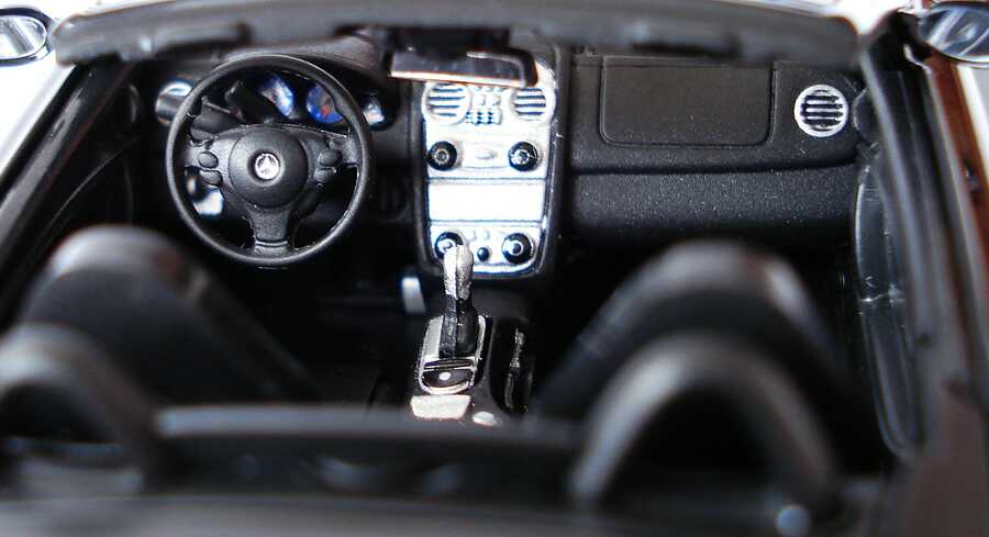 Foto 1:43 Mercedes-Benz SLR McLaren Roadster (R199) crystal galaxite black Werbemodell Minichamps B66961006