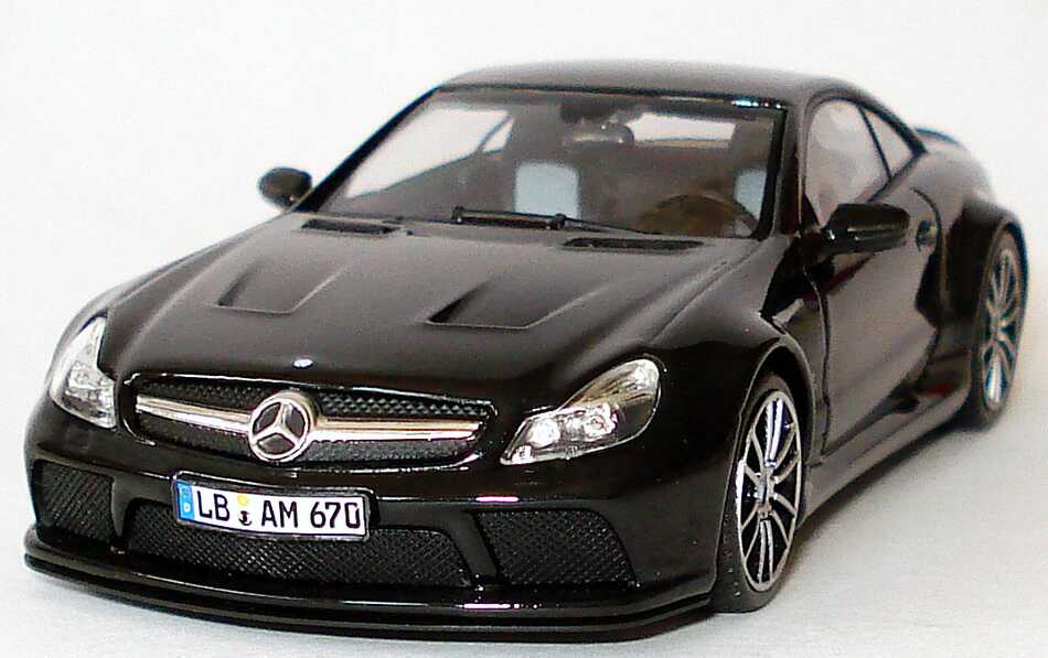Foto 1:43 Mercedes-Benz SL 65 AMG Black Series (R230, Modell 2008) obsidianschwarz-met. Werbemodell Minichamps B66963951
