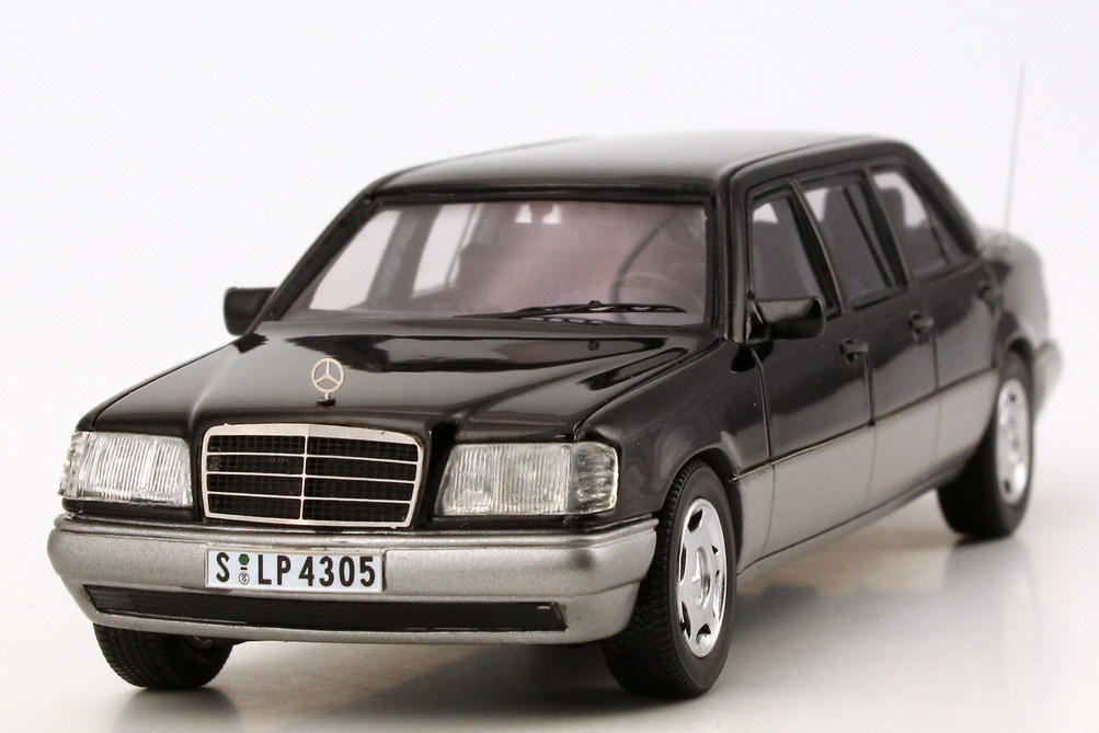 Foto 1:43 Mercedes-Benz E-Klasse Langversion E 250 Diesel (W124 / V124 MOPF II) schwarz NEO Scale Models 44305