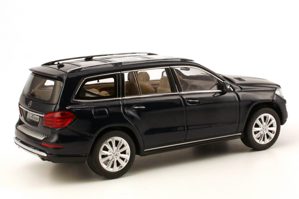Foto 1:43 Mercedes-Benz GL-Klasse 2012 (X166) cavansit-blau-met. Werbemodell Norev B66960095