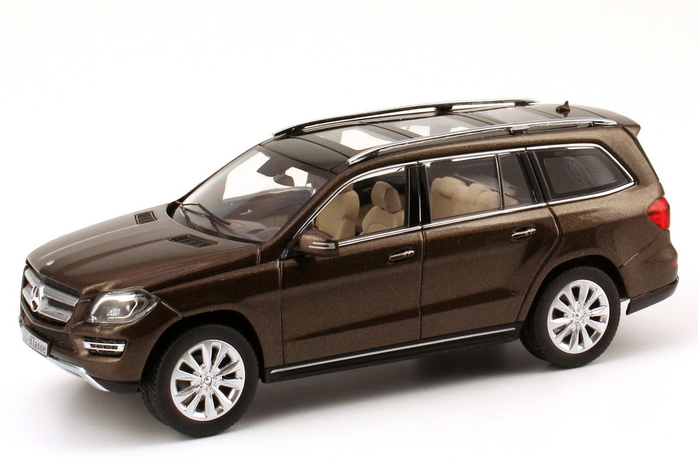 Foto 1:43 Mercedes-Benz GL-Klasse 2012 (X166) citrin-braun-met. Werbemodell Norev B66960096