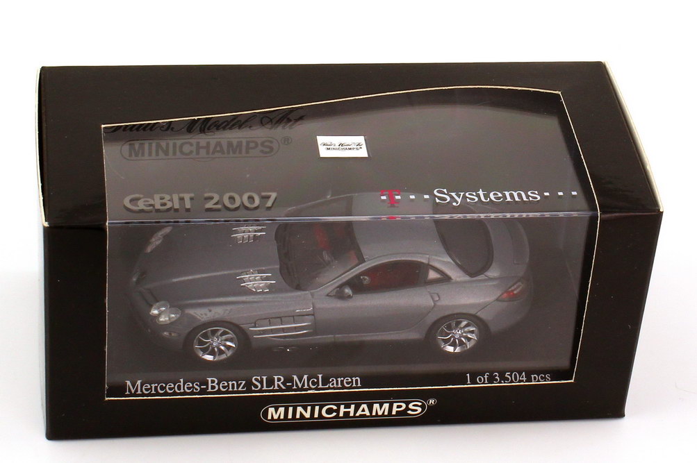 Foto 1:43 Mercedes-Benz SLR McLaren (C199) AMG-anthrazit-met. T-Systems CeBIT 2007 Minichamps 400033022
