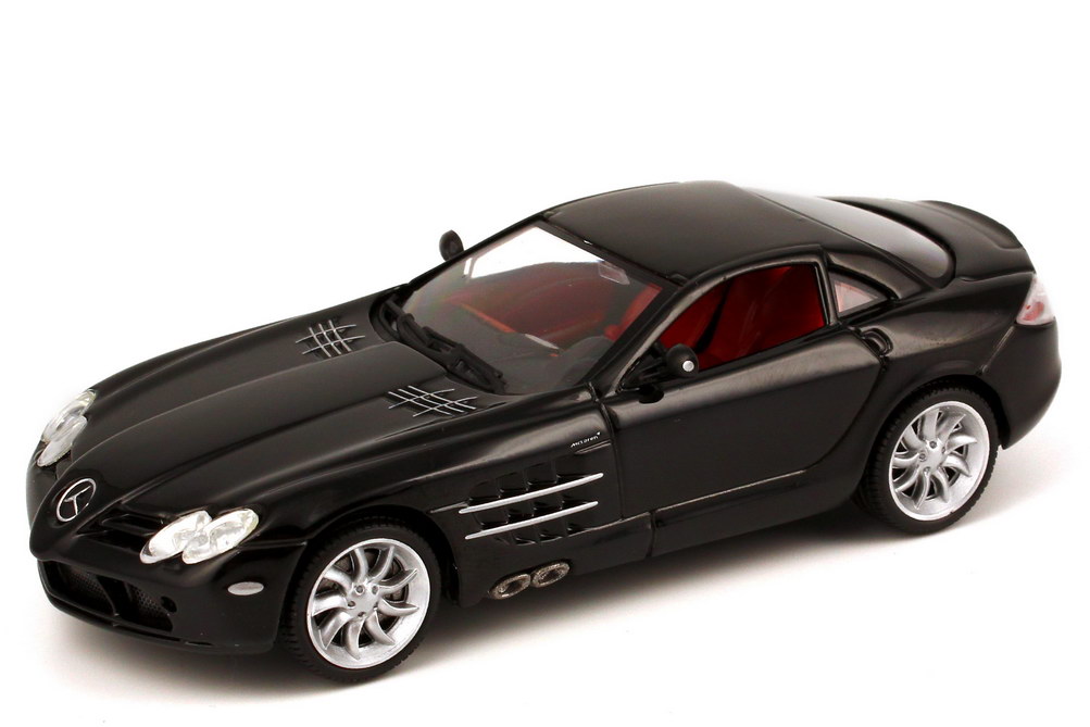 Foto 1:43 Mercedes-Benz SLR McLaren schwarz Ixo Altaya-Serie