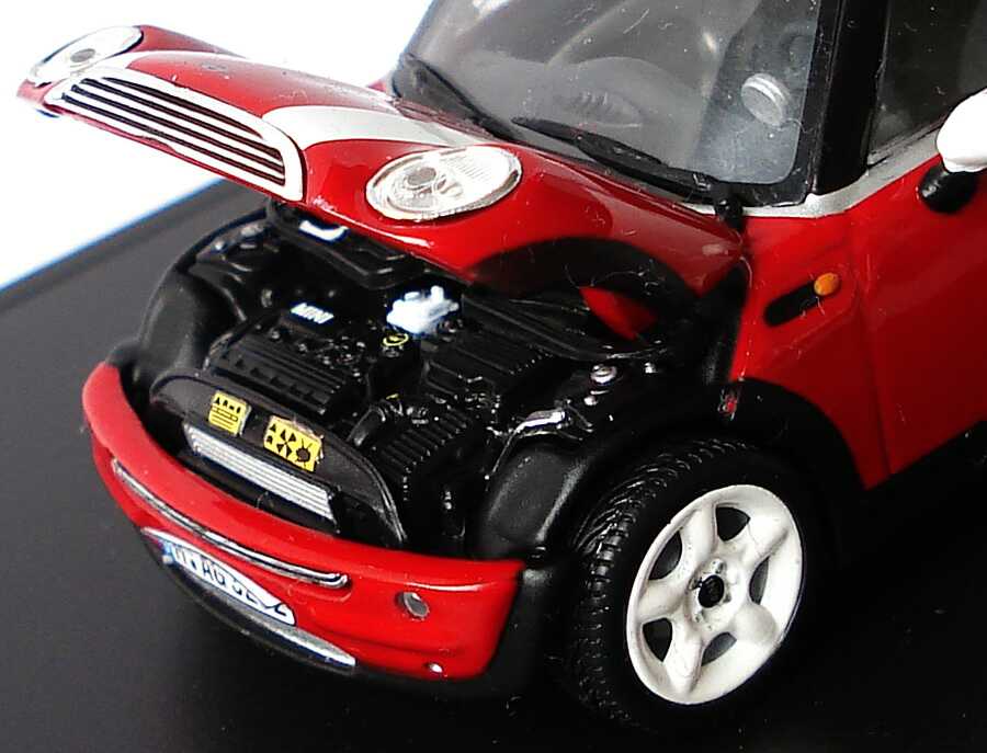 Foto 1:43 New Mini Cooper chilired mit weißen Streifen, Dach weiß Werbemodell Minichamps 80420029829