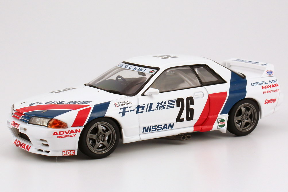 Foto 1:43 Nissan Skyline GT-R (R32) N1 JTCC 1990 Diesel Kiki Nr.26, K. Tohira / T. Kinoshita hpi-racing 8135