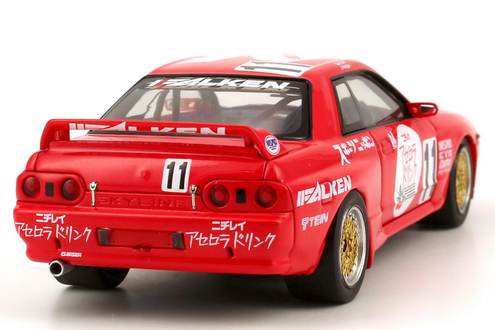 Foto 1:43 Nissan Skyline GT-R (R32) N1 JTCC 1991 Nichirei Acerola, Falken Nr.11, K. Sato / S. Nakajima hpi-racing 8137