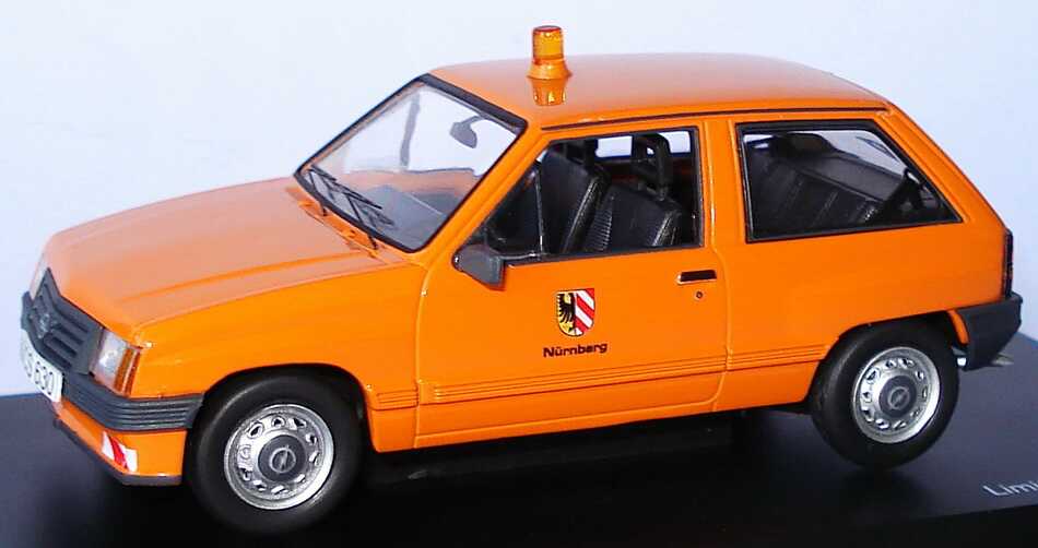 Foto 1:43 Opel Corsa A orange kommunal Stadt Nürnberg Schuco 03413
