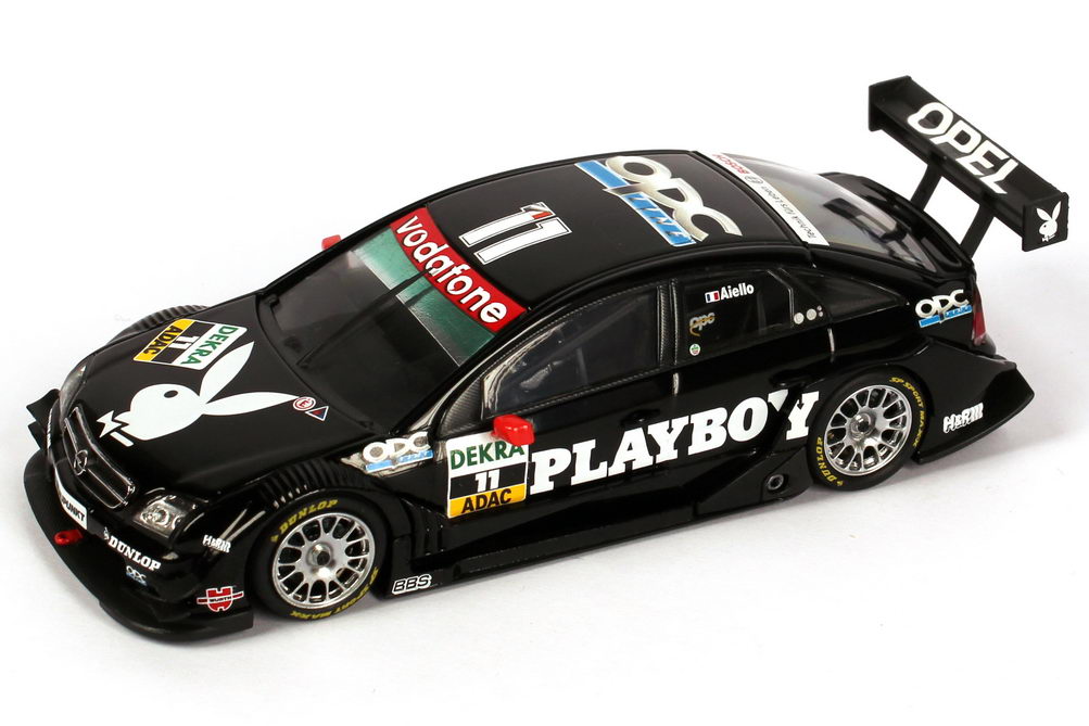 Foto 1:43 Opel Vectra GTS V8 DTM 2005 OPC, Playboy Nr.11, L. Aiello Minichamps 400054611