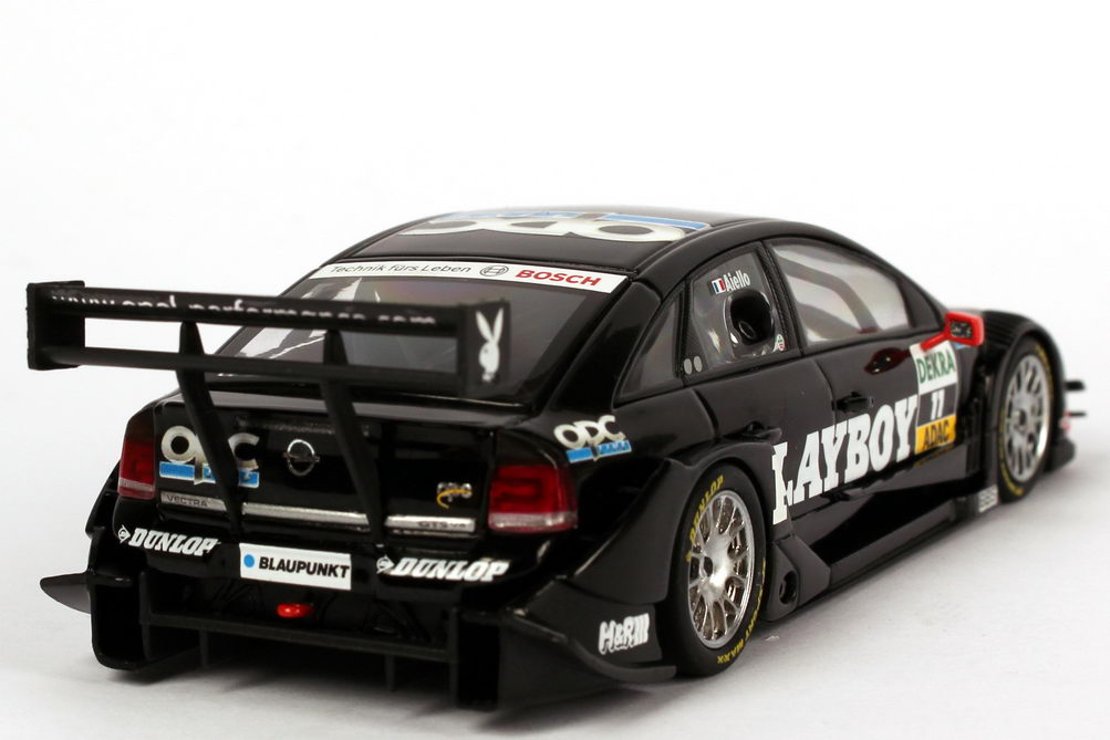 Foto 1:43 Opel Vectra GTS V8 DTM 2005 OPC, Playboy Nr.11, L. Aiello Minichamps 400054611
