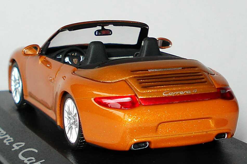 Foto 1:43 Porsche 911 Carrera 4 Cabrio (997, Modell 2009) nordischgold-met. Werbemodell Minichamps WAP02001618