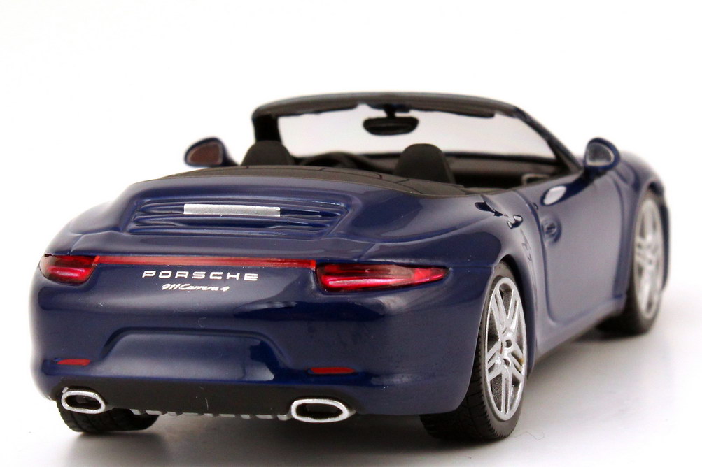 Foto 1:43 Porsche 911 Carrera 4 Cabriolet (991) aqua-blau-met. Werbemodell Minichamps WAP0201110C