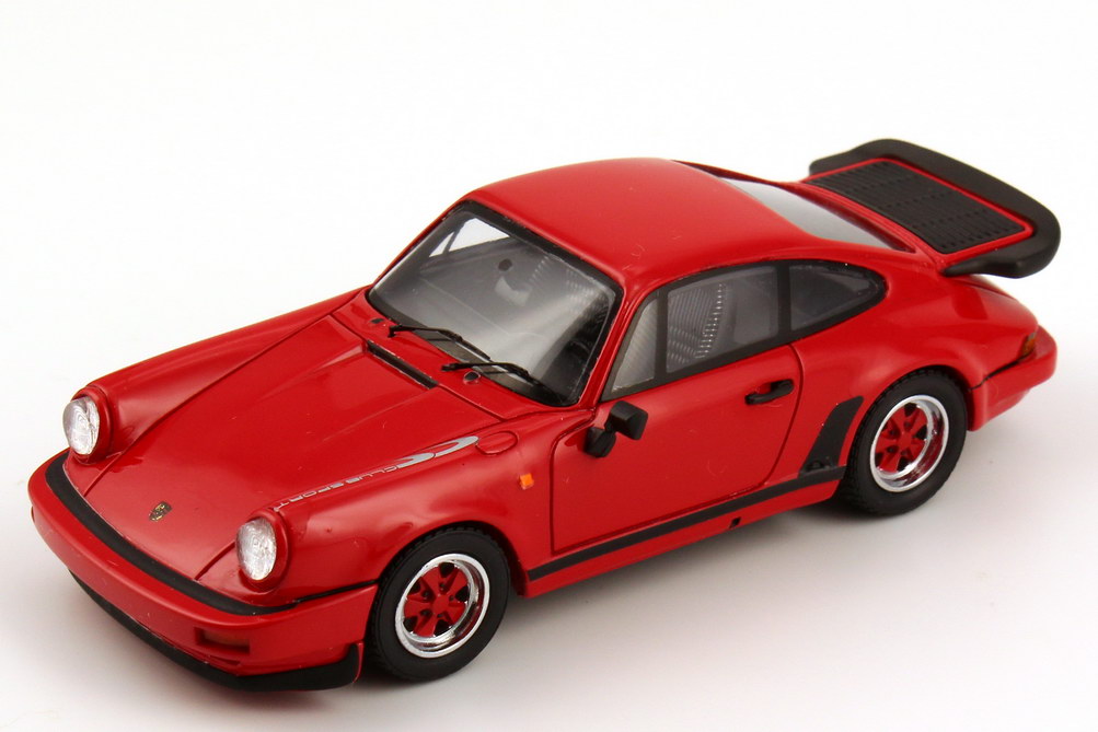 Foto 1:43 Porsche 911 Club Sport (1984) rot Provence Moulage PM0067