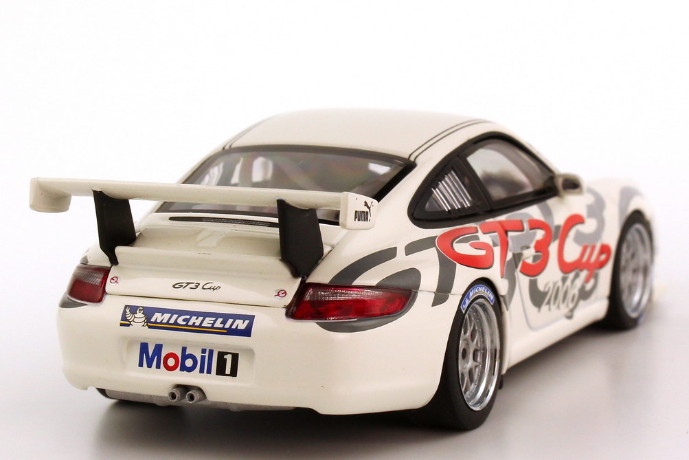 Foto 1:43 Porsche 911 GT3 Cup (997) Carrera Cup 2006 Deutschland, Präsentationsmodell AUTOart 60672