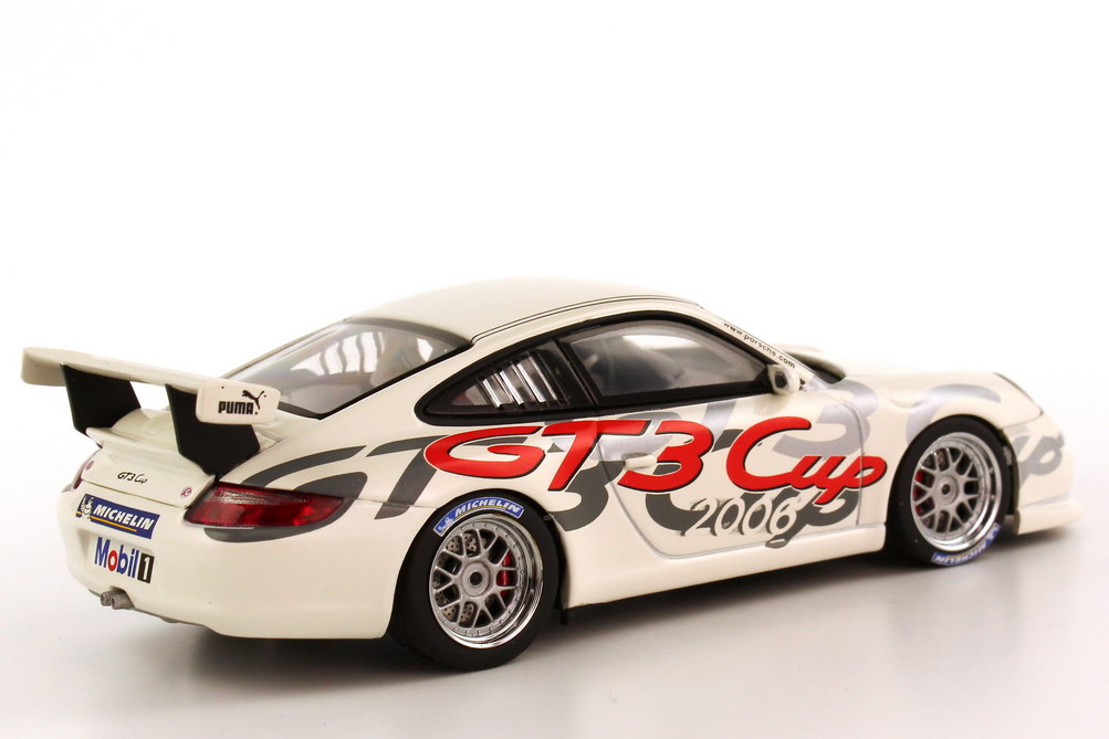 Foto 1:43 Porsche 911 GT3 Cup (997) Carrera Cup 2006 Deutschland, Präsentationsmodell AUTOart 60672