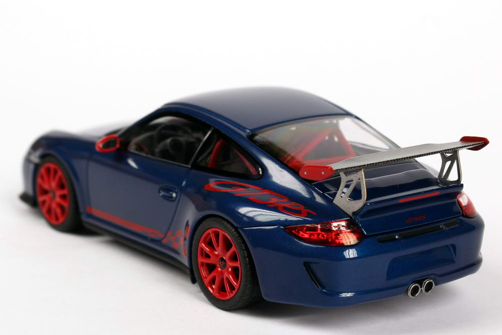 Foto 1:43 Porsche 911 GT3 RS (997 II, Modell 2010) aquablau-met./indischrot Minichamps 703069105