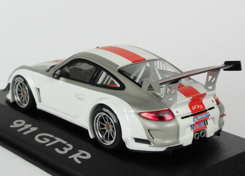 Foto 1:43 Porsche 911 GT3 R (997) 2010 weiß, grau, rot Werbemodell Minichamps WAP0200160B