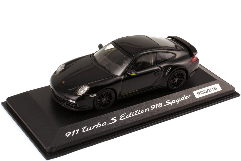 Foto 1:43 Porsche 911 turbo S (997) Edition 918 Spyder schwarz-met. Werbemodell - 1 of 918 Minichamps WAP0201020D