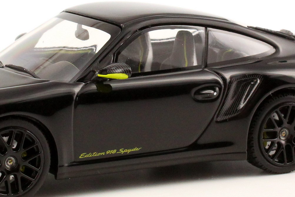 Foto 1:43 Porsche 911 turbo S (997) Edition 918 Spyder schwarz-met. Werbemodell - 1 of 918 Minichamps WAP0201020D