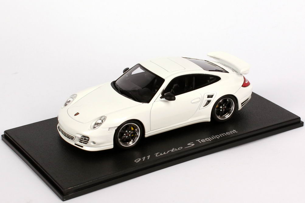 Foto 1:43 Porsche 911 turbo S Tequipment (997, Modell 2010) weiß Werbemodell Spark WAP0200290C