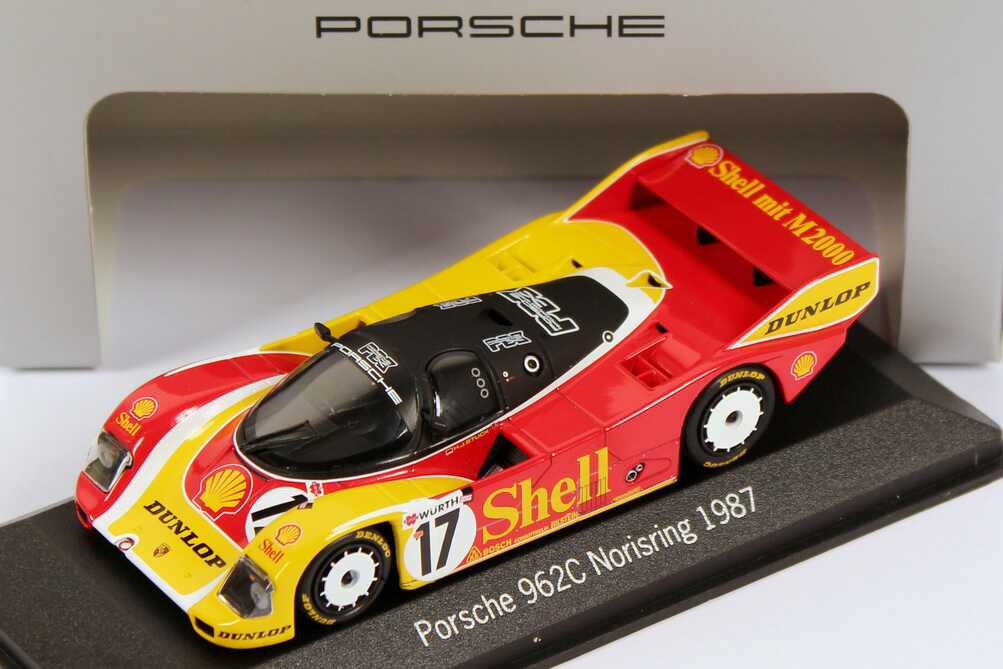 Foto 1:43 Porsche 962C Norisring 1987 Shell Nr.17, H.J. Stuck Werbemodell Minichamps WAP0201040C