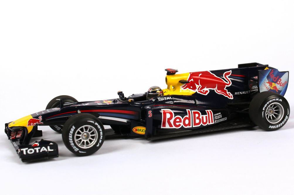 Foto 1:43 Red Bull Racing Renault RB6 Formel 1 2010 Nr.5, Sebastian Vettel Minichamps 410100005